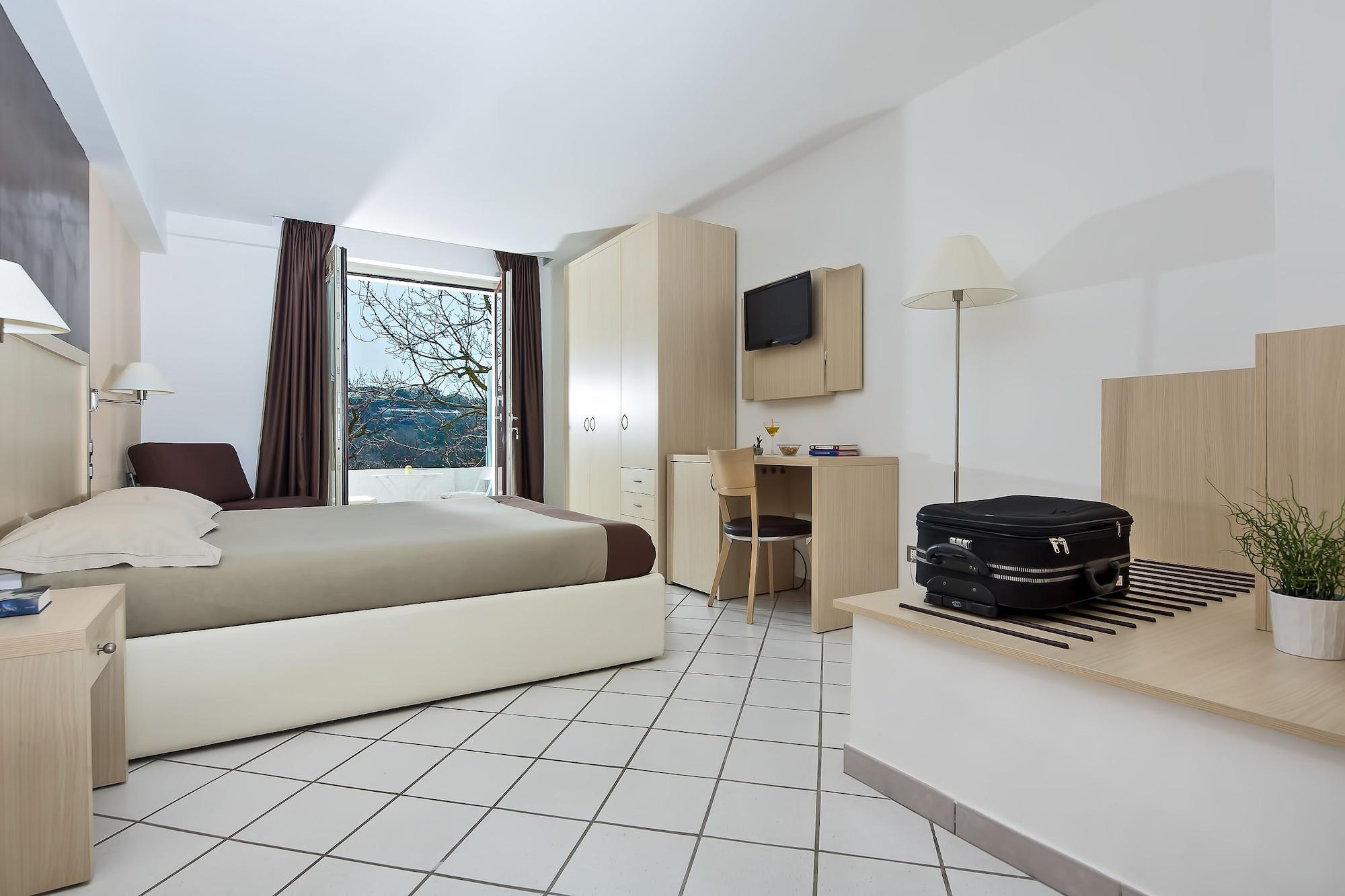 Bed and Breakfast De Maria House SantʼAgata sui Due Golfi Exterior foto