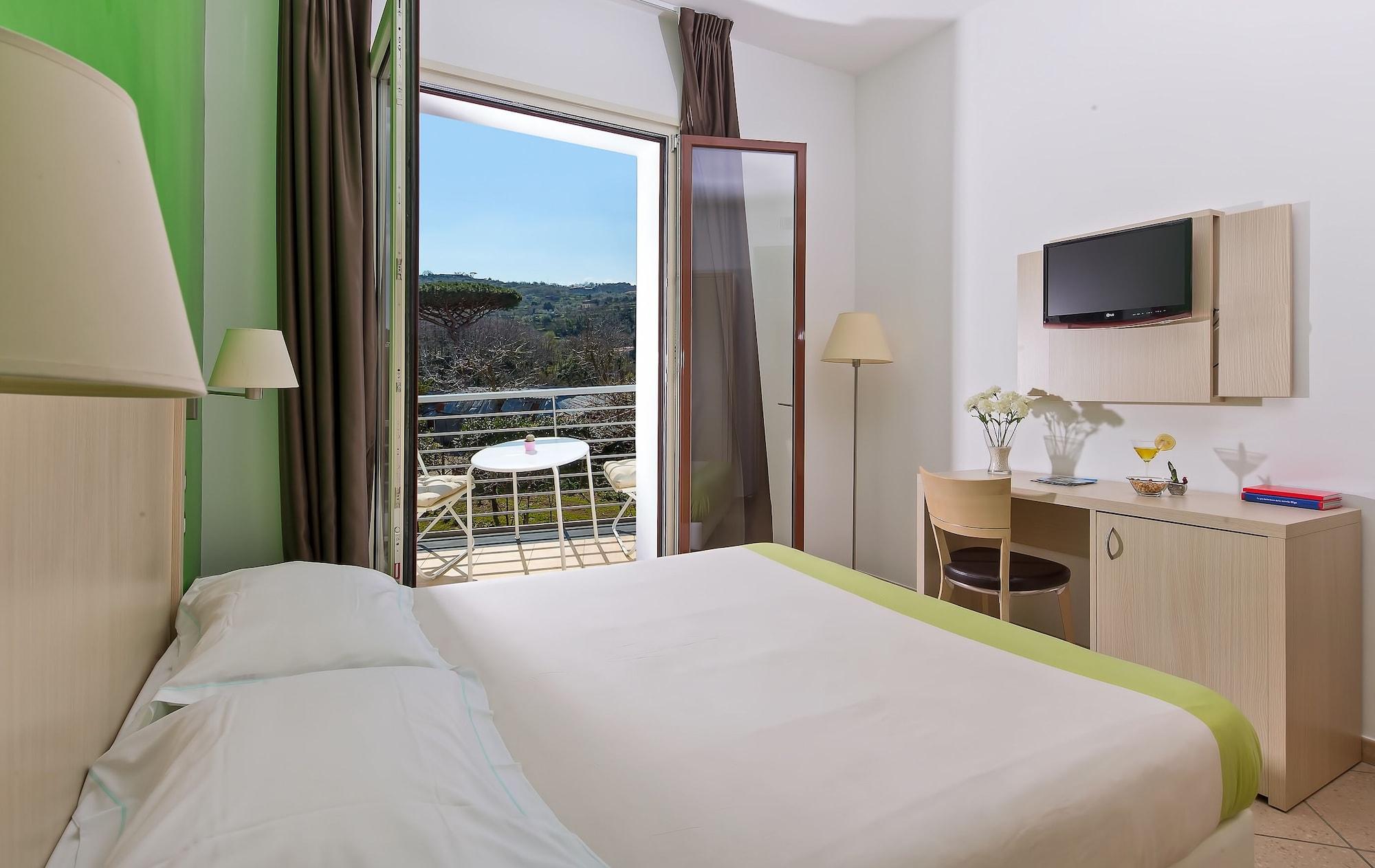 Bed and Breakfast De Maria House SantʼAgata sui Due Golfi Exterior foto