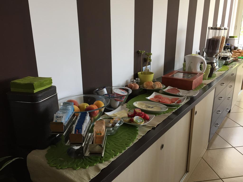 Bed and Breakfast De Maria House SantʼAgata sui Due Golfi Exterior foto