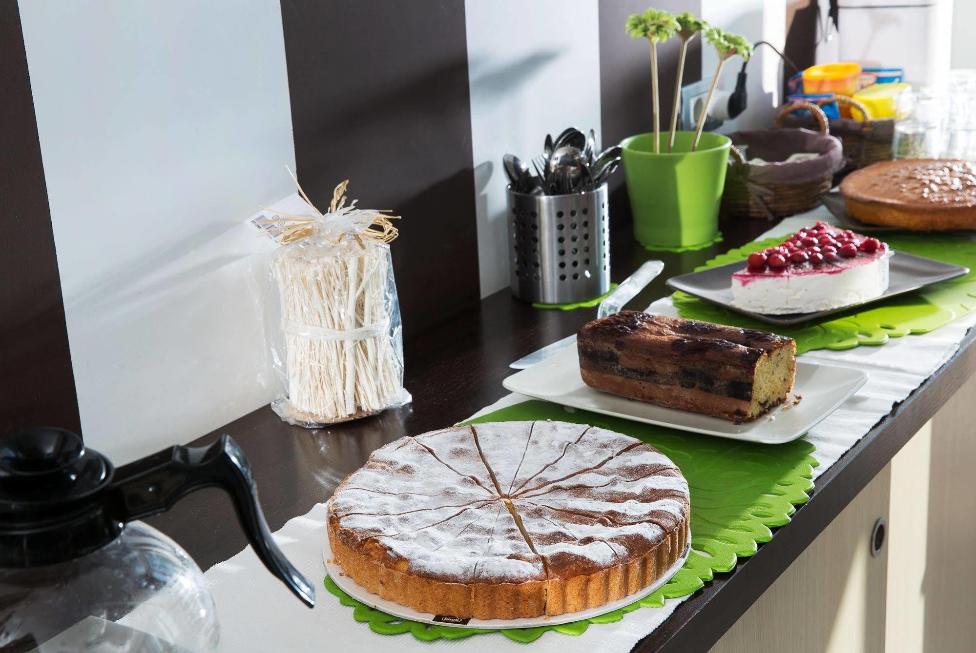 Bed and Breakfast De Maria House SantʼAgata sui Due Golfi Exterior foto
